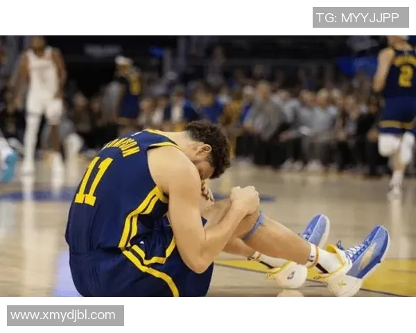 独行侠不忍了!克莱单场7中1怒掰主帅,湖人笑纳老炮补三分短板?